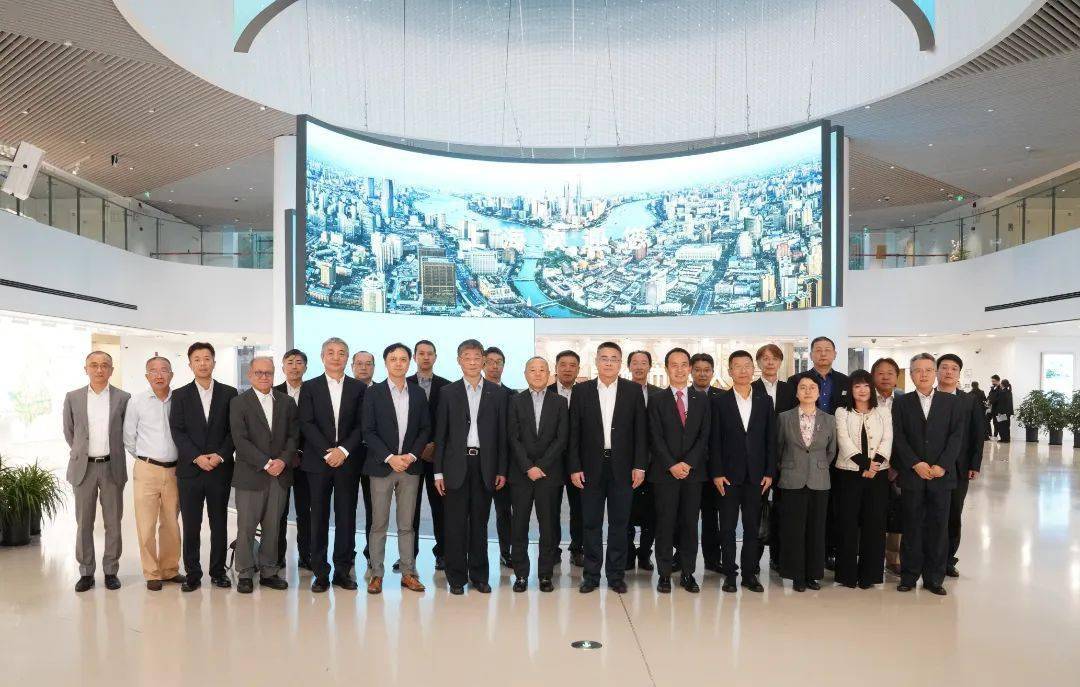 上海仪电举办2023年中外合资企业高级管理人员迎新联谊会.